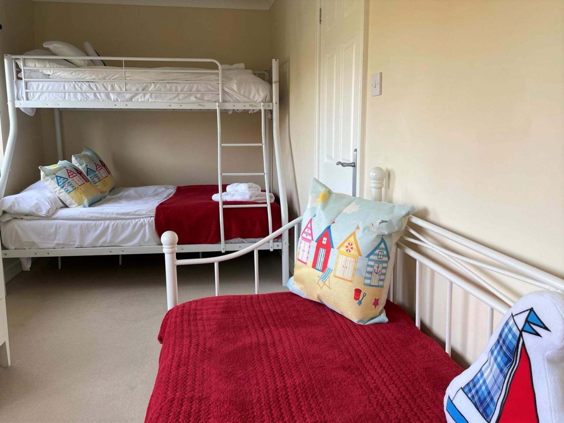 Saltkettle In Blakeney, Sleeping 12 In 5 Bedrooms Blakeney  Bagian luar foto