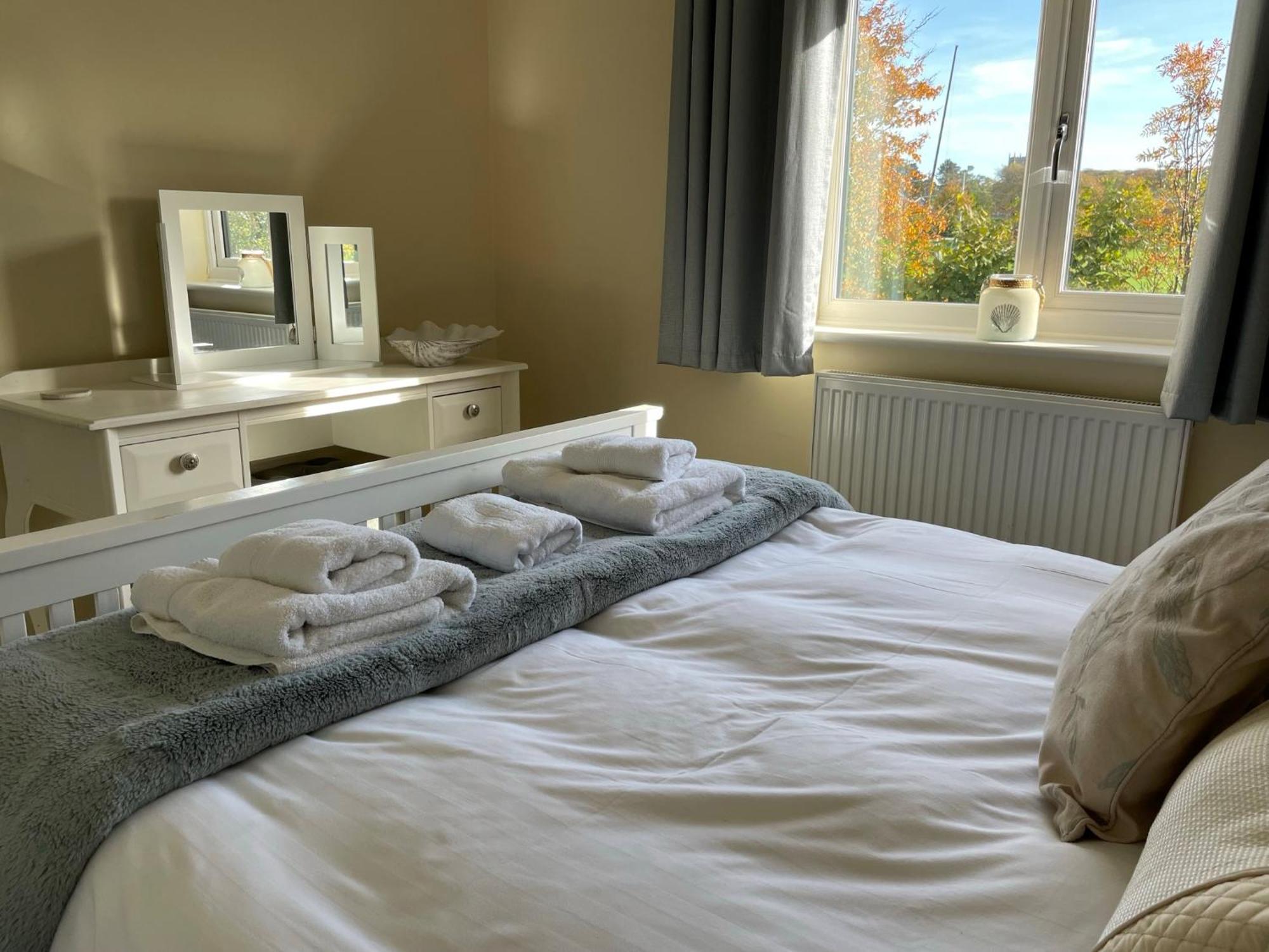Saltkettle In Blakeney, Sleeping 12 In 5 Bedrooms Blakeney  Bagian luar foto