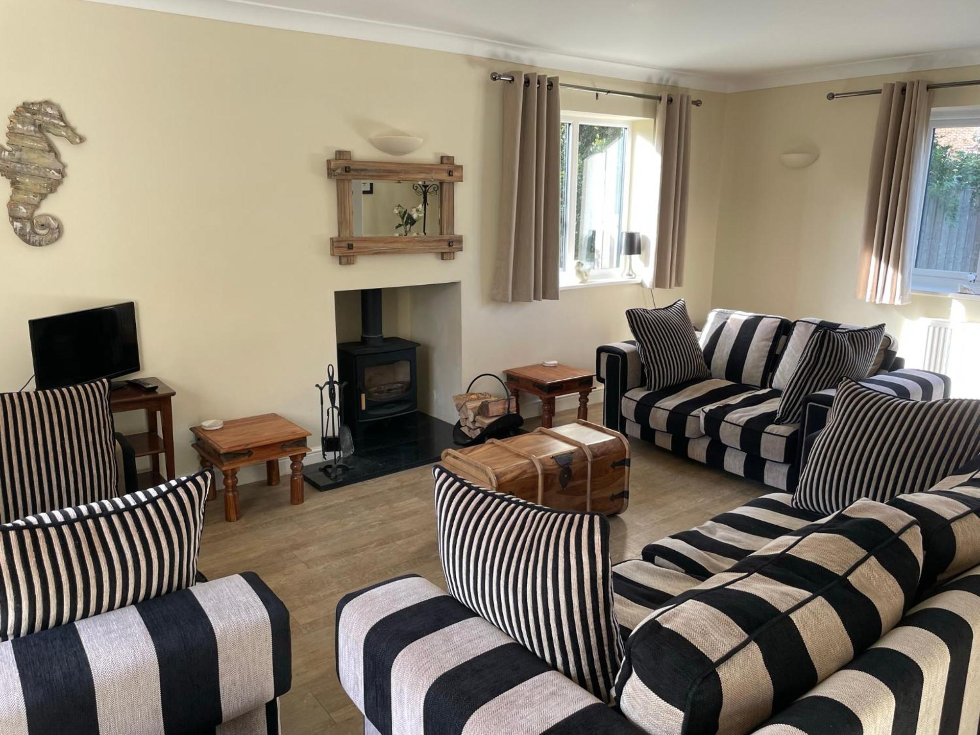 Saltkettle In Blakeney, Sleeping 12 In 5 Bedrooms Blakeney  Bagian luar foto